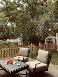 Tips for Creating a Cozy and Inviting Outdoor Living Space at Home